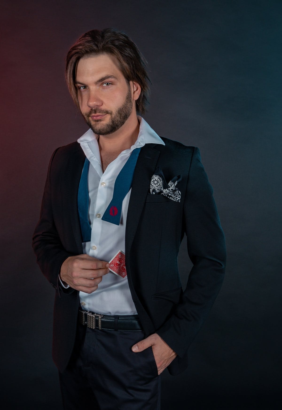 Alex Boyer, magician and host for corporate holiday parties